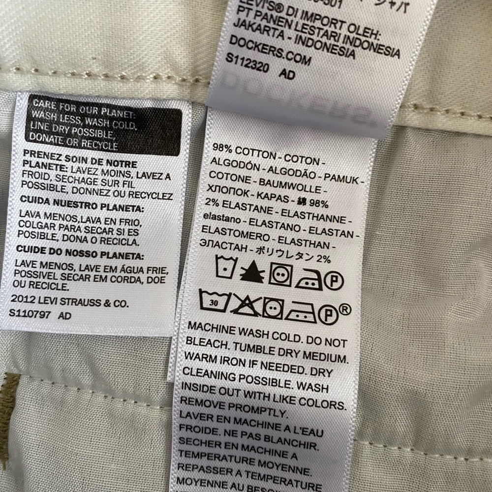 Dockers Men's Tan Flat-Front Chino Shorts - Picture 4 of 6